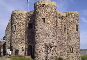 Kent Castles, Gardens and Coastline 3 Day Tour from London