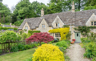 Oxford and Traditional Cotswold Villages Tour from London